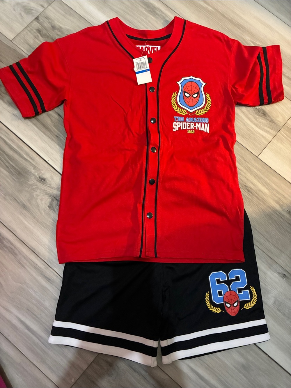 8️⃣ Marvel Red & Black Spider-Man Baseball-Style Kids Top and Shorts Set